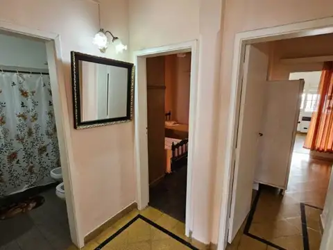 Casa en Alquiler Temporal con 1 cochera