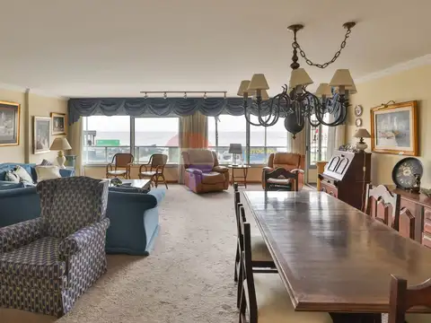 Departamento 6 ambientes con 3 baños