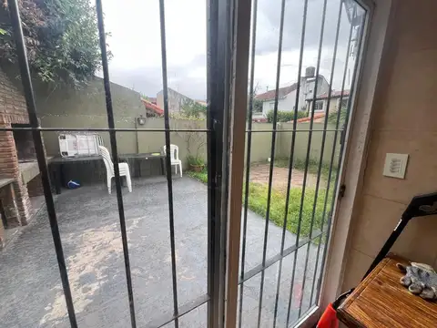 Depto Tipo Casa 4 ambientes con 1 baño