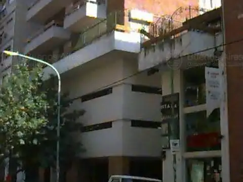 Belgrano, Cochera fija en edificio, 1° piso, buena ubicacion