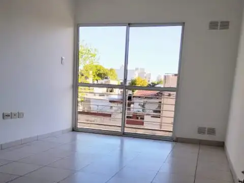Catamarca 2660 , Piso 2