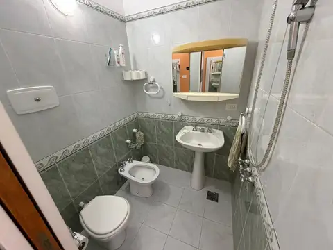 Departamento 5 ambientes con 3 baños