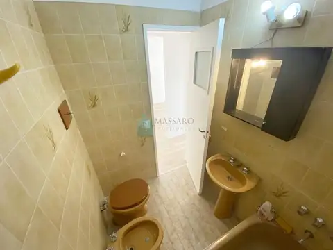 Departamento 2 ambientes en alquiler, Liniers.