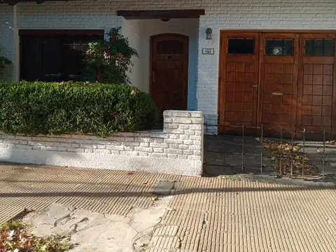 Chalet 2 plantas apto credito exc. estado!