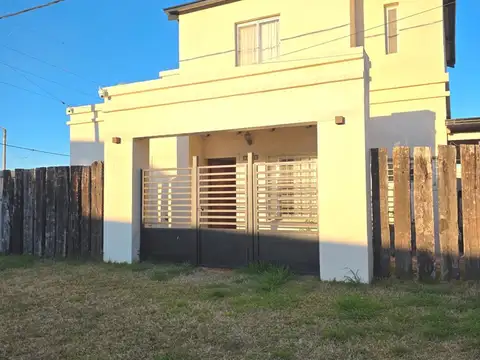 Bernardo Houssay 2700