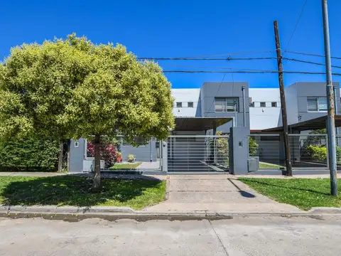 José María Rosa al 271 bis