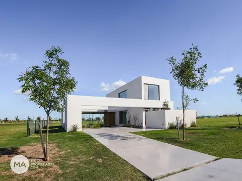 Casa 3 Dormitorios en construcción - Av. Arturo Illia 158 - Funes Vida Club de Campo | Venta