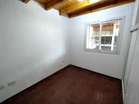 Casa en Alquiler con 1 cochera