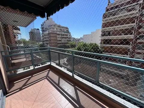 MONOAMBIENTE FTE C/BALCON