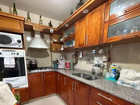Departamento 4 ambientes con 2 baños