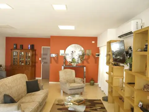 Casa en Venta en La Plata, USD 155.000