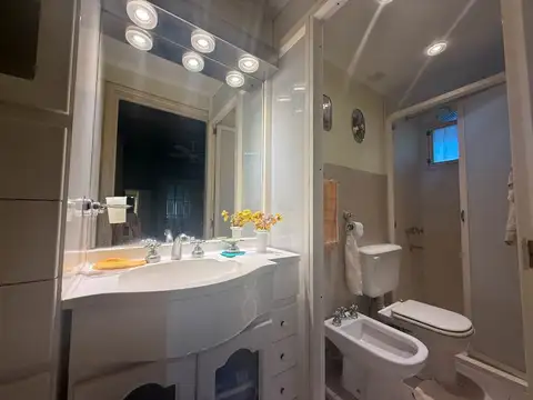 ALQUILER/CASA 3 DORM/AMPLIO PATIO VERDE/BV ROCA