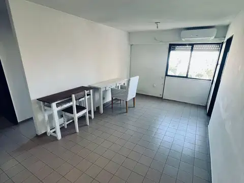 Marcelo T De Alvear 200, Piso 11 º A