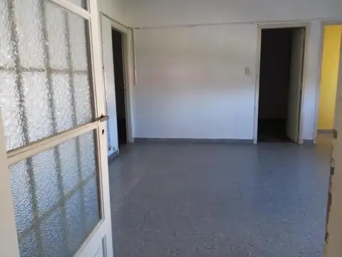 CASA EN VENTA 22 ESQ. 40 LOCAL COMERCIAL MONOAMBIENTE 2 COCH