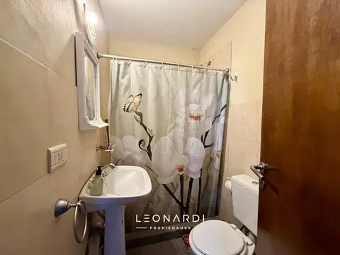 Departamento en Venta con 3 cocheras