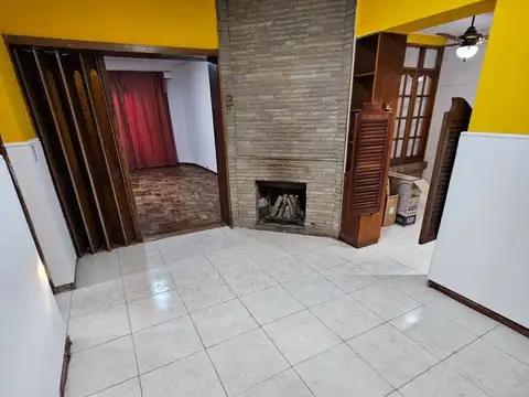 Casa 6 ambientes con 4 baños