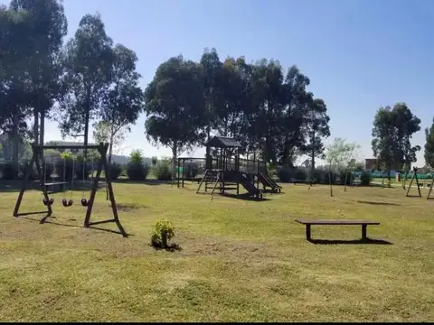 Terreno en Venta 10  mts Fondo