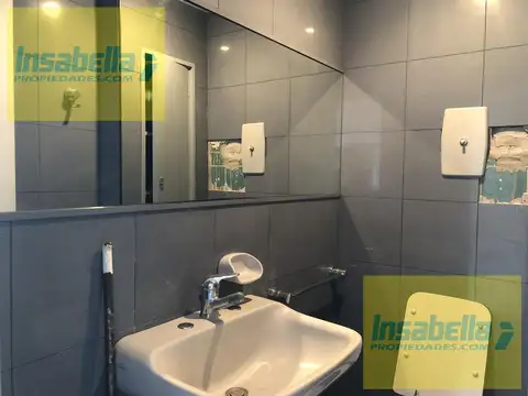 OPORTUNIDAD - OFICINA EN ZONA CENTRO