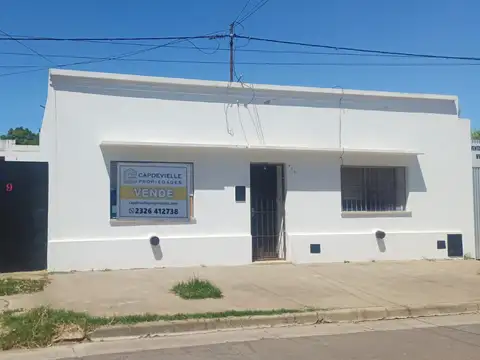 Casa a refaccionar muy buena ubicacion