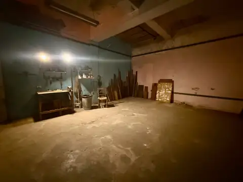 Galpon en Alquiler 100 años
