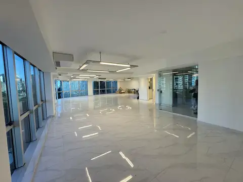 Carlos Pellegrini al 900