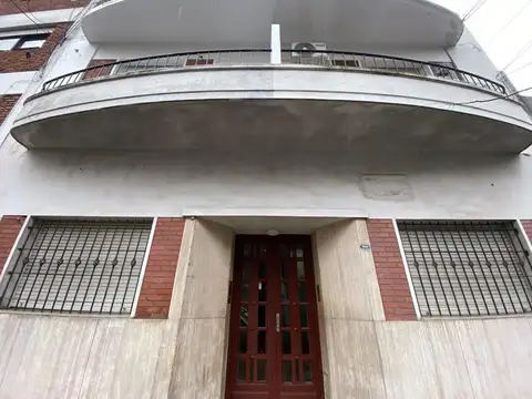 Venta Departamento 2 ambientes a refaccionar en Villa Urquiza