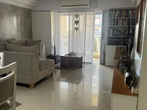 3 AMB DE 94 MTS EN EDIF EL PORTAL. CON COCHERA CUBIERTA.