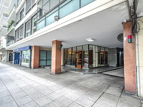 Avenida Libertador  al 2100