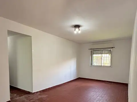 Departamento en Alquiler en Longchamps, $ 750.000