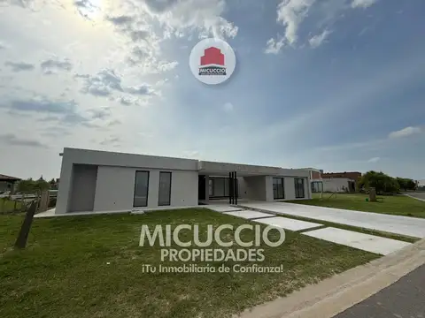 Casa en venta | B° Náutico El Naudir | Escobar
