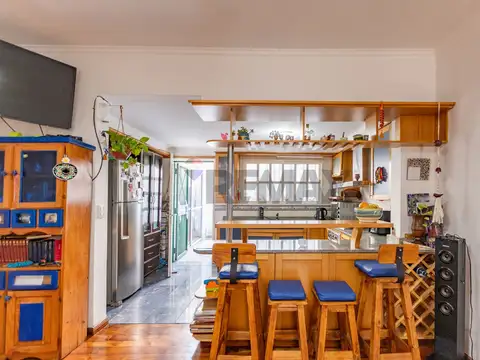 Depto Tipo Casa en Venta 43 años