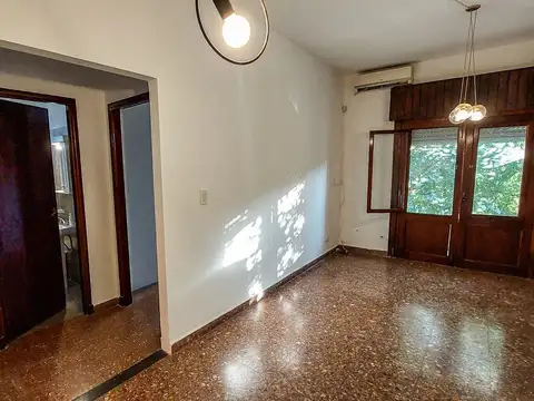 Depto Tipo Casa en Alquiler de 3 ambientes