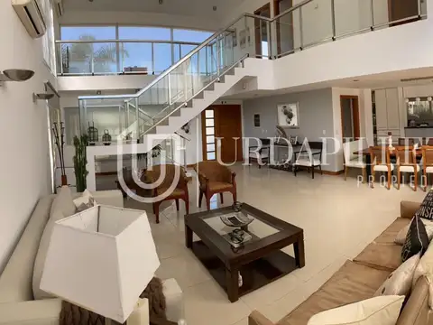 Casa en venta en El Recodo