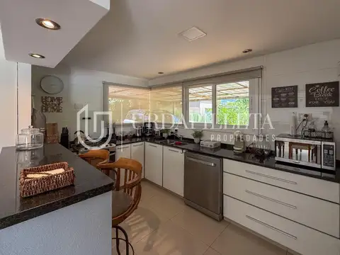 Casa en Venta en Pilar, USD 345.000