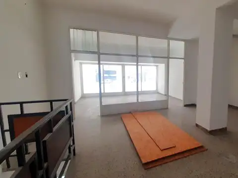 Local en Alquiler en Avellaneda, $ 3.500.000
