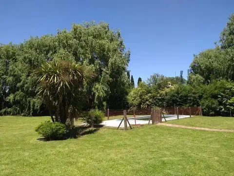 Casa en Venta con 5 cocheras