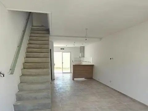 Depto Tipo Casa en Venta de 2 dormitorios