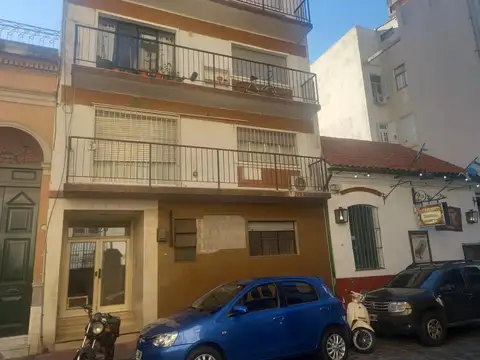 Avenida Carlos Calvo 300, Piso 6