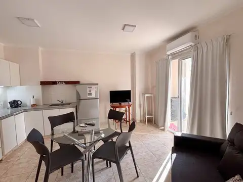 Alquiler departamento amoblado céntrico