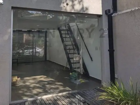 Local en Alquiler en City Bell a metros de Cantilo