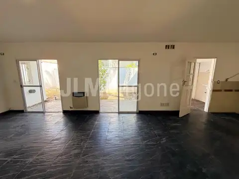 Depto Tipo Casa en Alquiler de 1 dormitorio