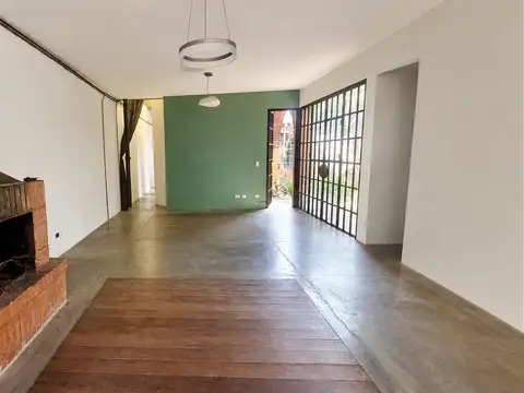 Depto Tipo Casa en Alquiler de 3 dormitorios