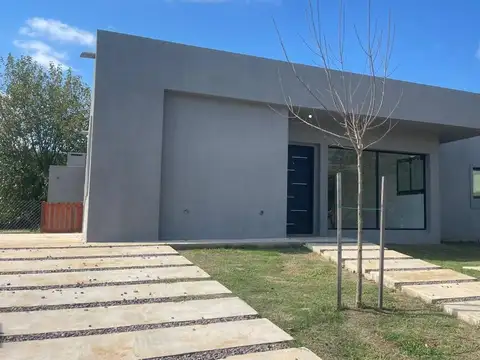 Casa en Venta en San Sebastián, USD 185.000