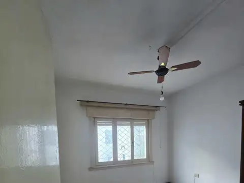 Casa en Alquiler con 1 cochera