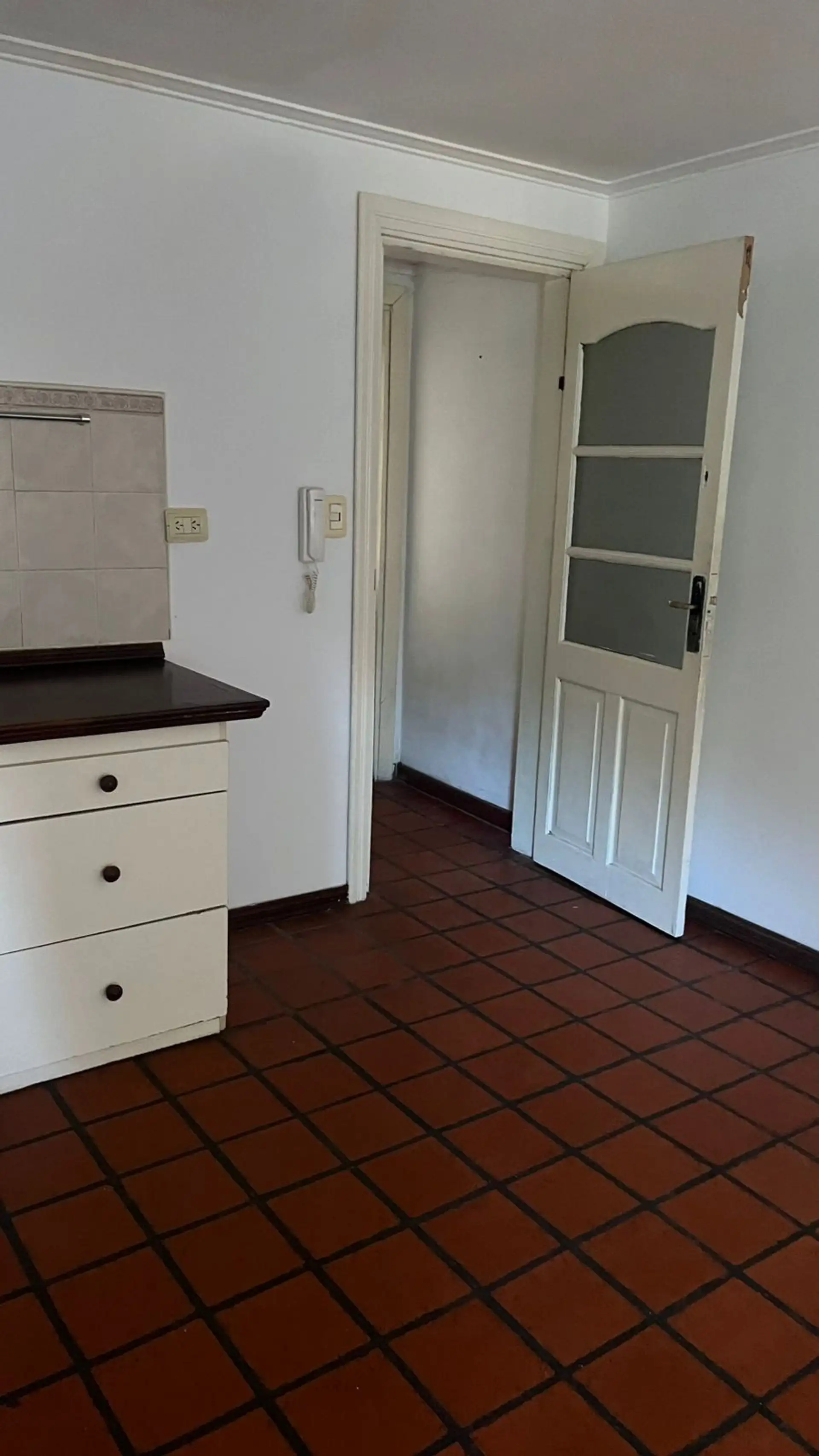 Alquiler monoambiente 32m² con balcón en Garibaldi 838