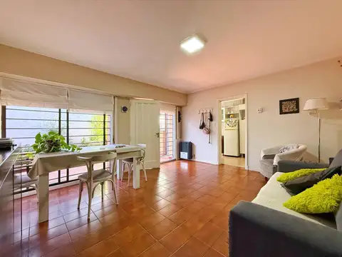 Depto Tipo Casa 3 ambientes con 1 baño