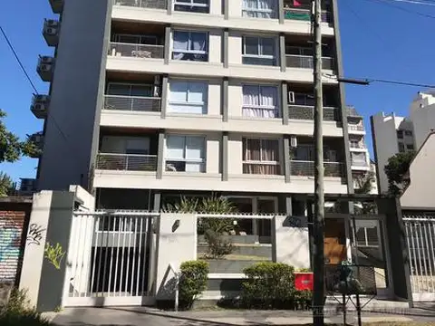 Departamento 2 Ambientes 6to piso al frente en Villa Ballester -- Con Cochera y Amenities.