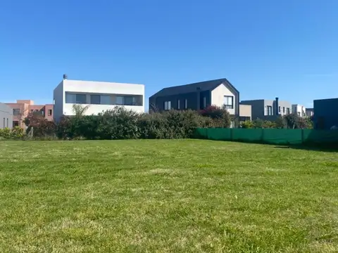 Terreno en Venta en Puertos - Barrio Ceibos, USD 100.000