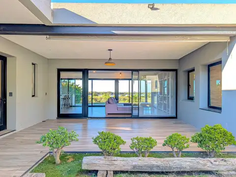 Casa en Venta al Este