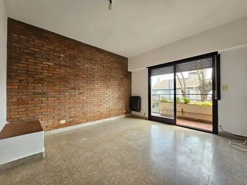 MONSEÑOR LARUMBE 2700, Piso 1